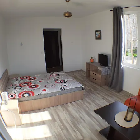 Sunshine Byala 2 Bed & Breakfast *